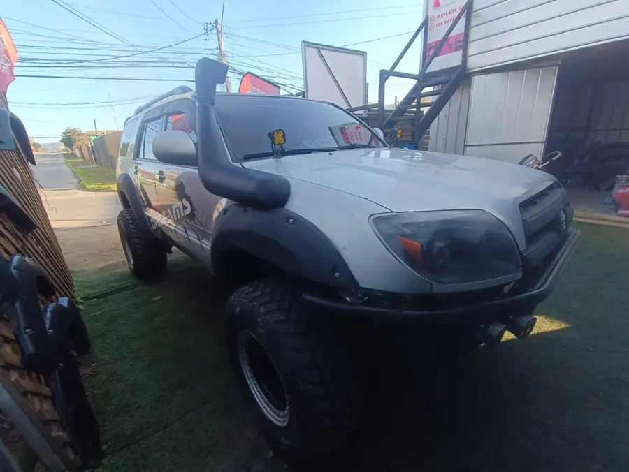 Bota aguas Toyota 4Runner 4G
