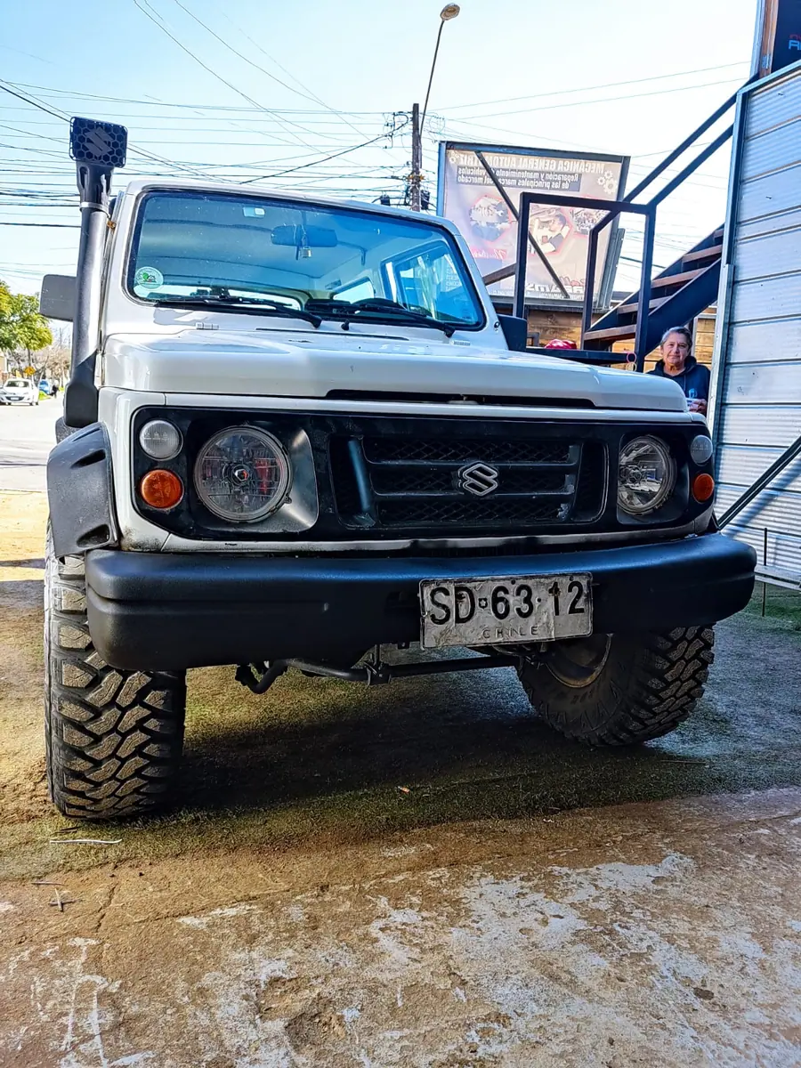 Parachoques delantero Suzuki Samurai II