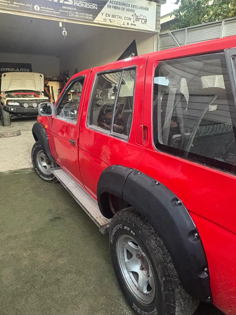 Fangueras Nissan Pathfinder 4 puertas