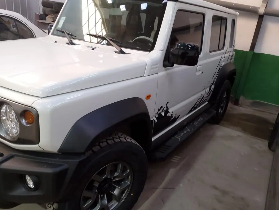 Pisaderas New Jimny 5 Puertas — Suzuki · New Jimny · 2019–2026