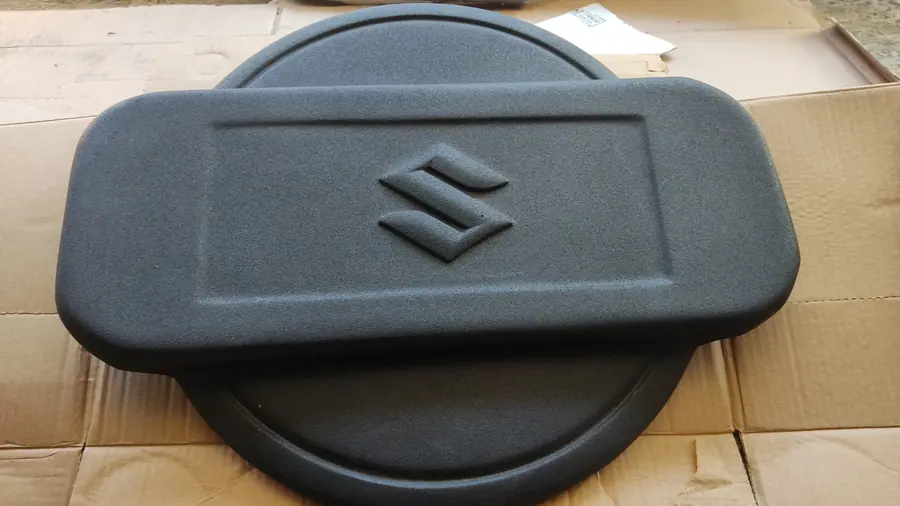 Cubre Rueda Trasera Llantas 15 — Suzuki · Jimny · 1998–2018