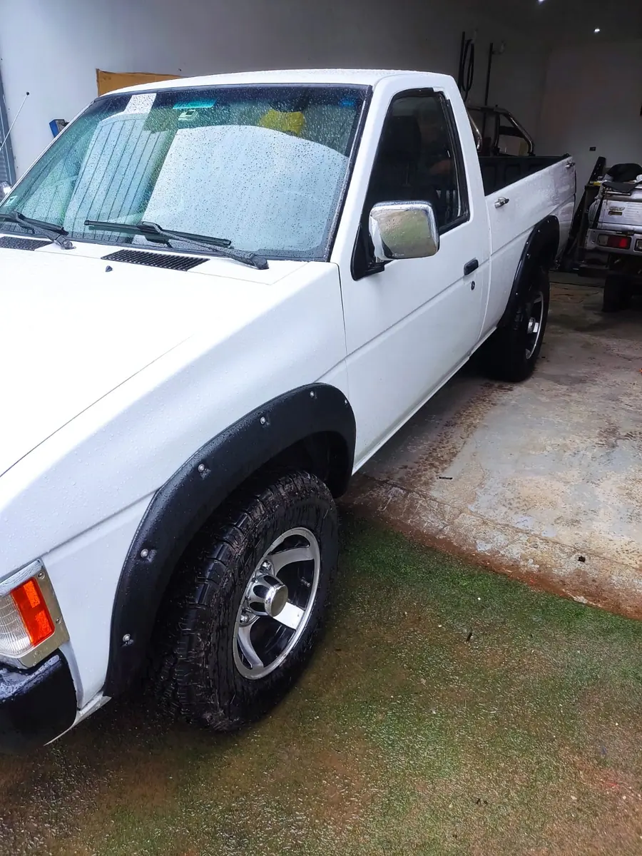 Fangueras Nissan D21 — Nissan