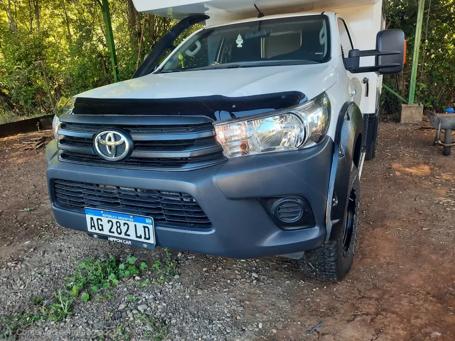Fangueras Toyota Hilux Revo DX — Toyota · Hilux Revo · 2016–2026