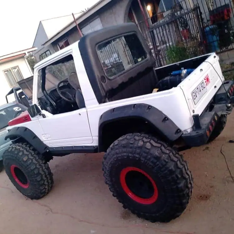 Tapa Pick Up Suzuki Samurai