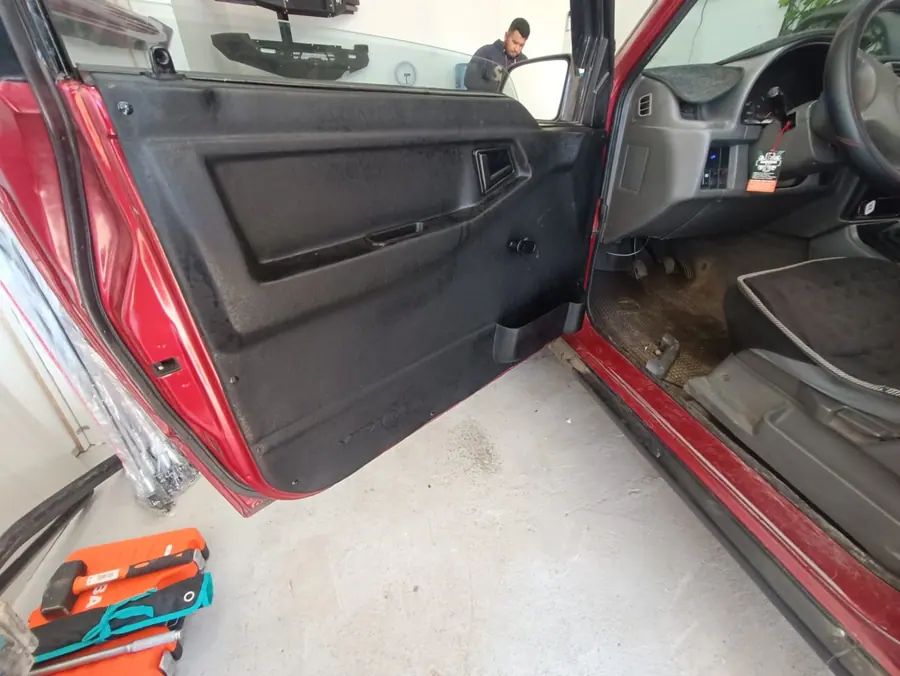 Tapices delanteros Vitara 1G Alzavidrios Manual
