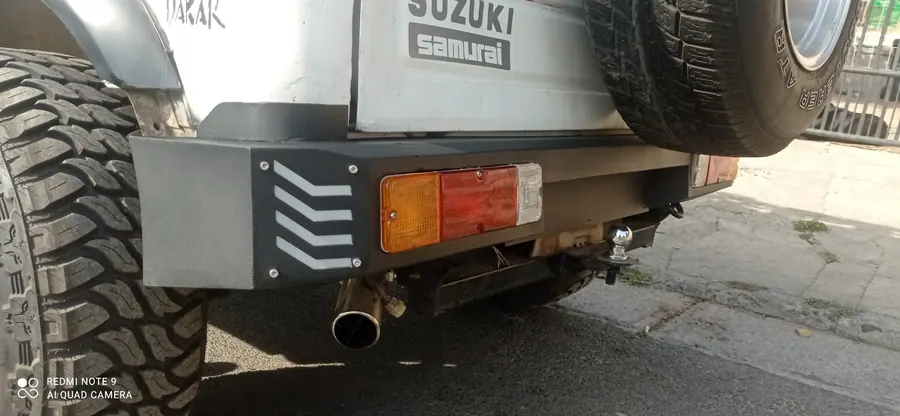 Parachoque trasero Suzuki Samurai